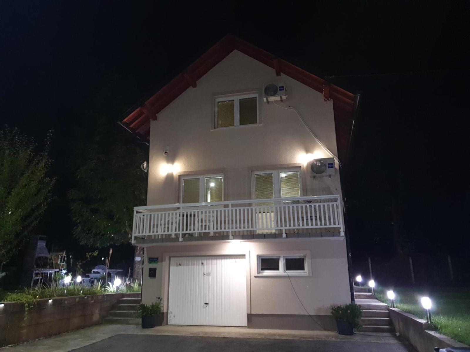House Apartment Azra Sarajevo Ngoại thất bức ảnh